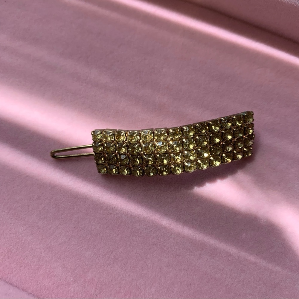 gold hair clip